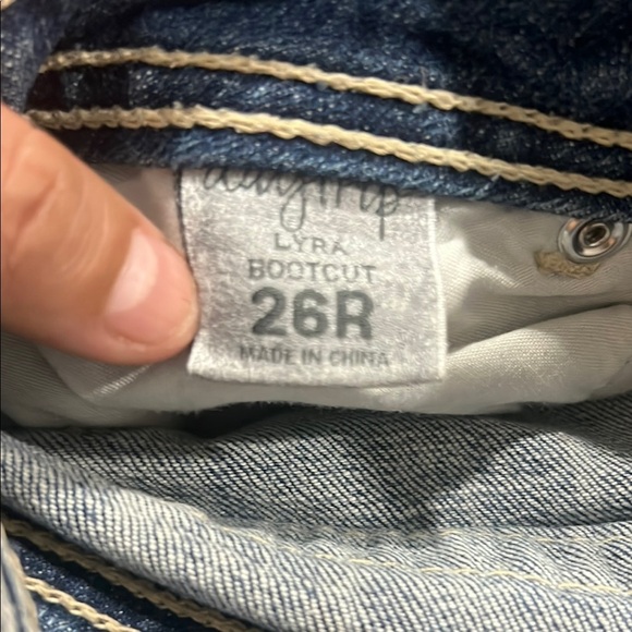 Daytrip Blue Straight Leg Jeans with Contrast Stitching - Picture 6 of 6